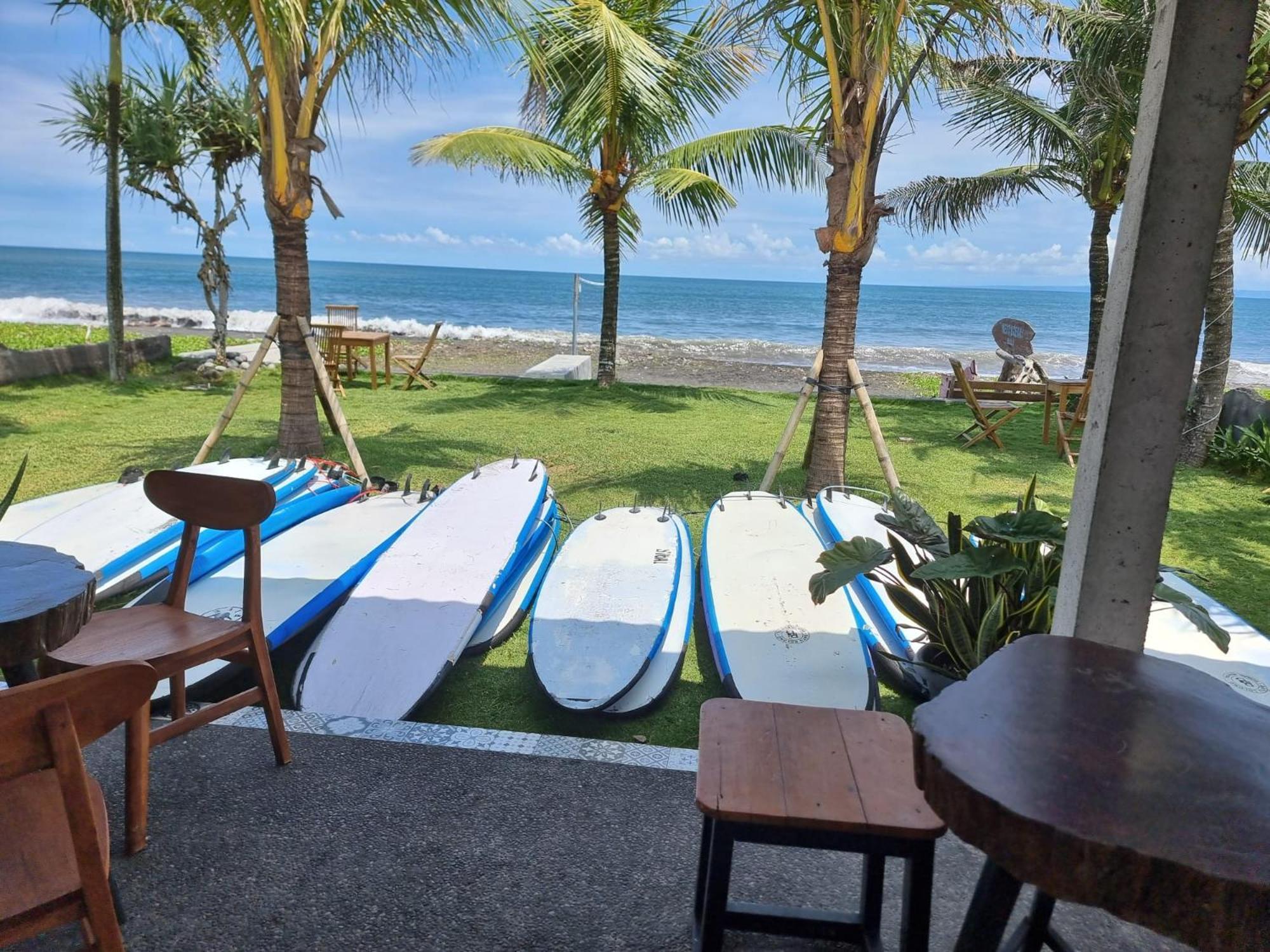 West Break Bali - Medewi Hotel Airsatang Exterior photo