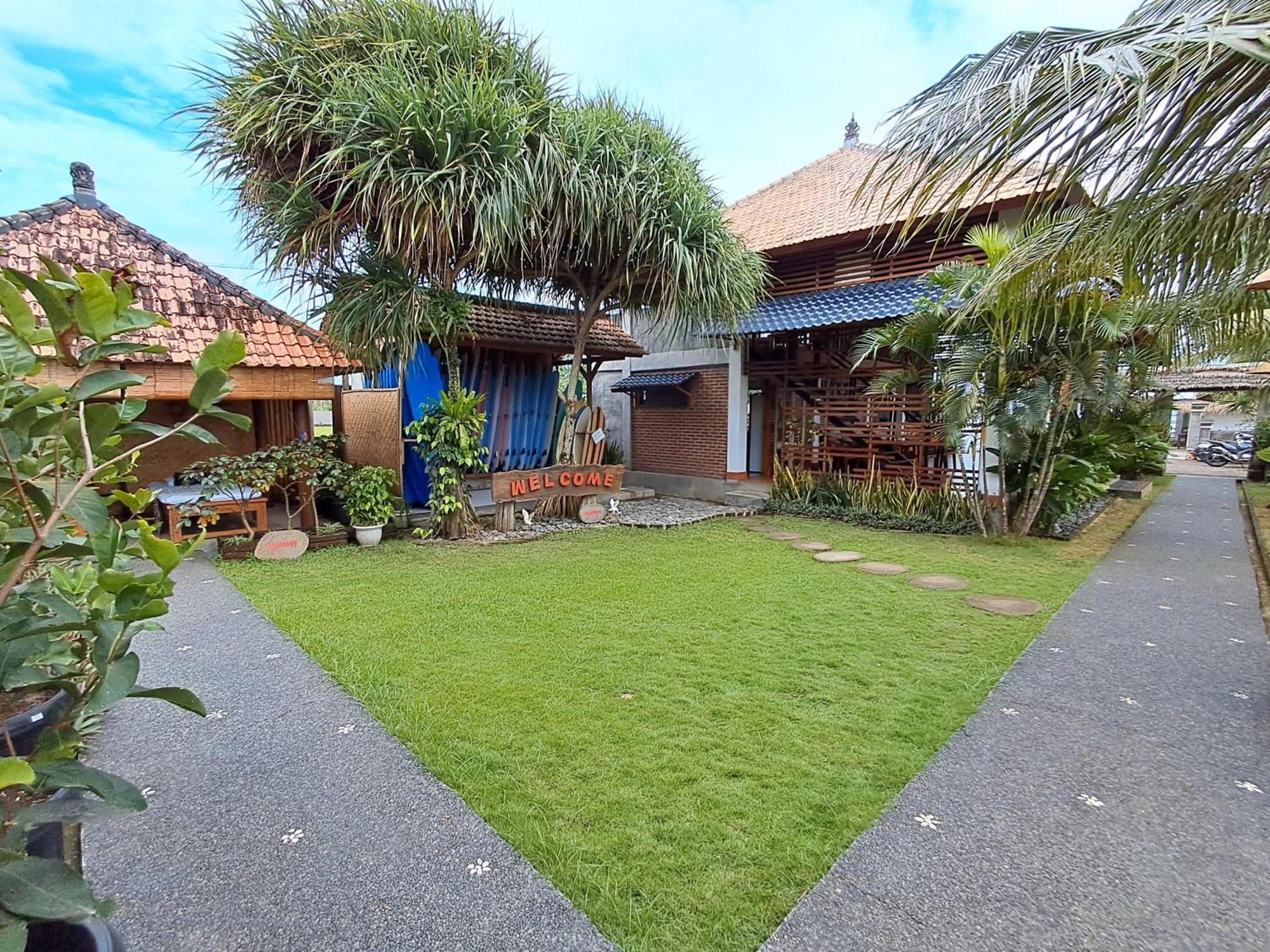 West Break Bali - Medewi Hotel Airsatang Exterior photo